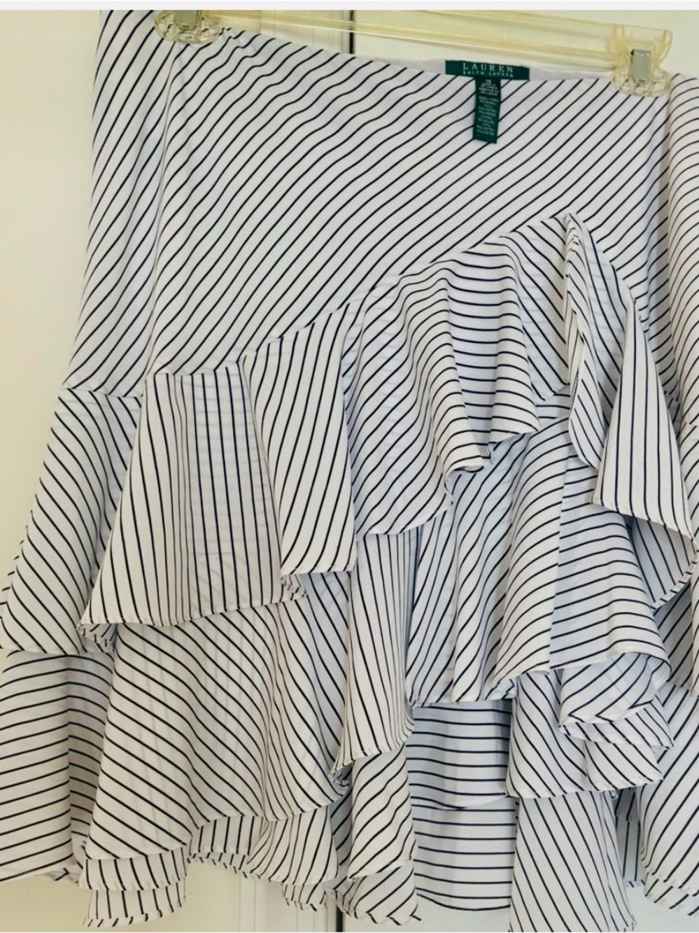 Ralph Lauren White/Navy Striped Ruffled Skirt. Tags removed never worn.